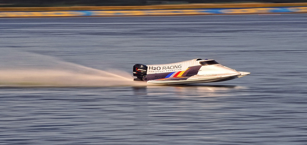 F1 h2o2 катера