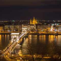 Ночной Будапешт. Базилика