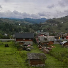 Карпатське село