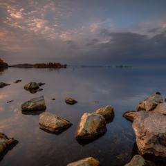 Дніпро і камені