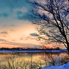 Морозний вечір на озері