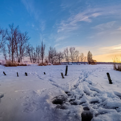 Закат на Основянском озере .