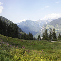 В Альпах , Швейцария .