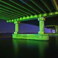ночь под мостом