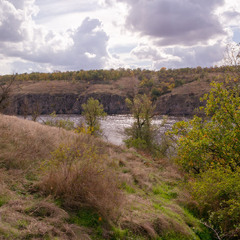 Дніпровськи скелі