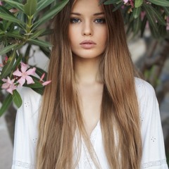 Я жити хочу, я люблю. Мамо, не лай доню свою….