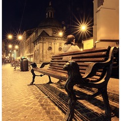 споглядаючи на зірки вечірнього Львова